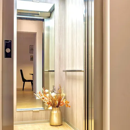 Luxury Hermes - Heated Pool, Jacuzzi, Elevator Villa *